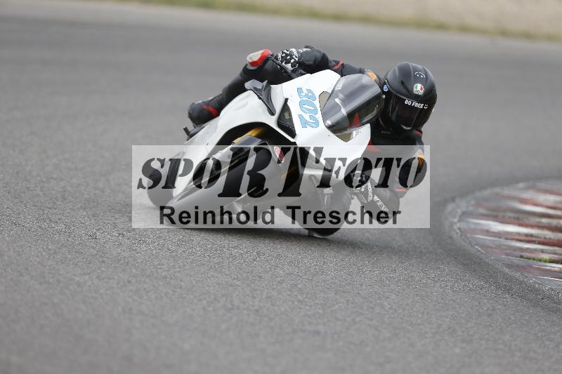 /Archiv-2025/04 13.04.2025 Get Faster Caremotion ADR/Gruppe rot/302